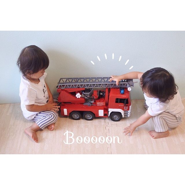 口コミ投稿：⋆⋆New Toy 𓃱 𓂂 𓂃 𓈒⋆⋆我が家に大きな車が届きました🚒✨⋆#bruder のMAN消防車！とにかく…