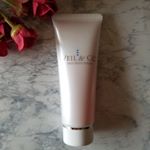 ...VEIL&CO マイルドボディスクラブ(全身用)400g/3600円(税別).角丸ソルトで毛穴の汚れを吸引し、泥の力で汚れを吸着！！.VEIL&COさんのソルトス…のInstagram画像