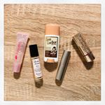 📝MYポーチに新たなアイテムが仲間入り💖オルガプラス「SUPER CARE BALM」使ってみました！バームは初めてだけど、使ってみたら全然ベタつき感がなくて驚きました‼️つるつる…のInstagram画像