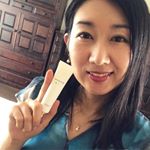 本日の無加工自撮り。#ハクアージュ 愛用しています♬美白・シミ専用のクリームです🐱しっとりと潤う感じがしてお気に入り💖🌈 使い始めてから一週間ほどですが、お化粧ノリがアップして…のInstagram画像