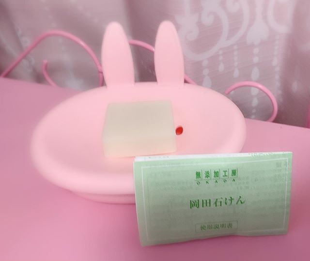 口コミ投稿：新しい石鹸をおろした🧼✨無添加の「岡田石けん」。肌への優しさが最優先で出来ている…