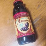 *有機アロニア100%果汁・・高血圧、糖尿病、肥満の予防や治療にも役立つみたい✨・・ヨーグルトにかけて食べるとおいひい・・ #aroniada #アロニア …のInstagram画像