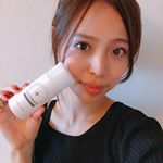 白髪にならないようにすごく丁寧にケアーしてる¨̮♡︎そのおかげで本当に一本もない🙌ヘアケアは効果が出やすい¨̮♡︎ #マッサージ#ヘアマッサージ#美髪#hair#instabeauty#エ…のInstagram画像