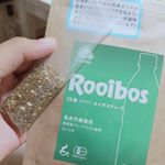 届いたので早速飲んでみました👶お家にある500のペットボトル探して...ない！！！！！！！ 麦茶のペットボトルがあったので少し大きいですがそれで🤓お水入れて〜茶葉を入れてさきっちょ…のInstagram画像