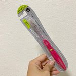 .イオンで歯垢をゆるめて磨きとる、イオン歯ブラシ✌️.歯磨き粉を使わずに水だけでブラッシングしても歯垢が落ちる優れもの🥰.極細コンパクトふつう  のタイプはその名の通りコンパクトだ…のInstagram画像