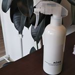 先日、勤め先の整骨院で掃除をしっかりとする✨と決めた日に ★ニーノ 次亜塩酸水 除菌消臭スプレー★を使ってみました！小さな子供を連れて、産後のお母さんも治療に来るので元々、次亜塩酸水は院内…のInstagram画像