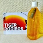 【オーガニック生葉ルイボスティー 500mlペットボトル用】これ便利！スティック状のパックになっているのでペットボトルにINして冷蔵庫に置いておくだけ。美味しく癖のないルイボスティーがすぐにできま…のInstagram画像