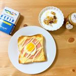 今日の朝ごはん🐣.今日は食パンと、「ホームメイド・ケフィア」を使った手作りヨーグルト🐮..このケフィアを使えば、一日でヨーグルトが誰でも簡単に作れちゃうんです😆.▽ホー…のInstagram画像