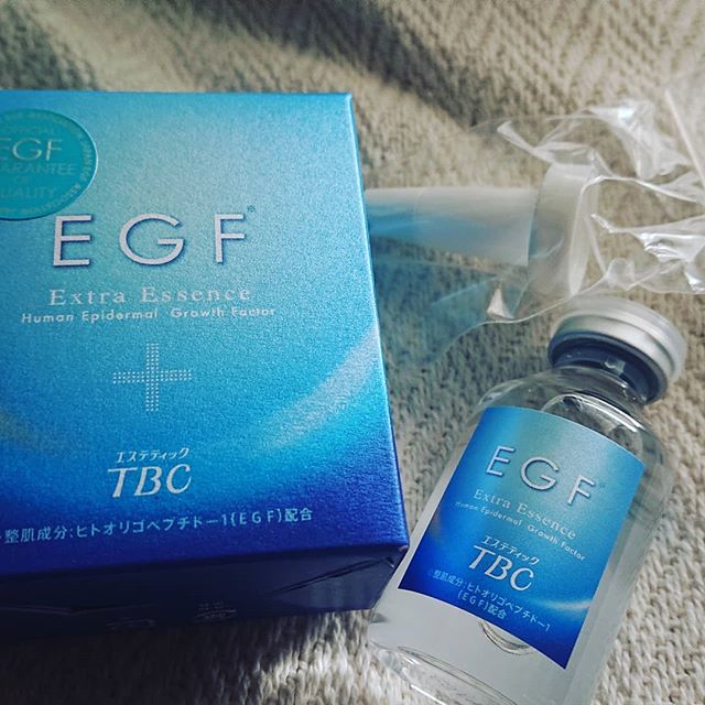 口コミ投稿：TBCさんのEFGエクストラエッセンスつかってみたら肌が元気になってきた！乾燥するこ…