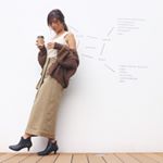 オシャレも、食べ物も一番楽しい秋☺️🍁✨でも、明日の台風、皆さま気をつけてください🥺✨✨オシャレなデザインが豊富に揃うのオブレクトのロングスカートを履いてお出かけ❤️個性的やのに派手じ…のInstagram画像