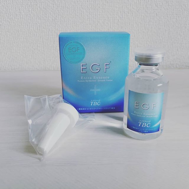 口コミ投稿：TBC EGFエクストラエッセンスを使用しています。  使い方は洗顔後1番にこれ塗ります…