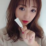 オハダノビ✨ハイドロキノン🌿少量で良く伸びます✨✨ 薄く馴染ませるだけ🌿🌿 例えば気になる所。。シワとかシミやくすみ等にはポイント的に塗るのが良かったです✨✨ 翌日、肌が変わるのでオススメです…のInstagram画像