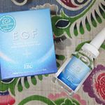 TBC EGF エクストラエッセンス　使ってみました。EGFの他、ヒアルロン酸、コラーゲン配合の美容液。こちらは「日本EGF協会」認定量の約1.7倍を配合 「肌自らが持つ力をサポートするために…のInstagram画像