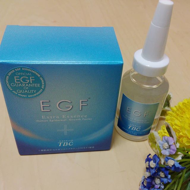 口コミ投稿：エステティックTBCのEGF美容液です💕 キャップを自分で付け替えます❣️容器の先端が細…