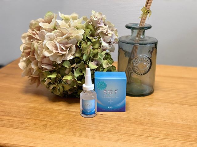 口コミ投稿：肌の乾燥によるごわつきが気になり 「TBC のEGF エクストラエッセンス」を使い始めま…