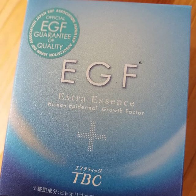 口コミ投稿：こちら、年齢とともに減少するEGFを日本EGF協会が定める基準量の約170％を配合されて…