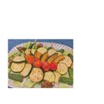 夏野菜サラダ🌻...今が旬の夏野菜を素揚げしました🌻.夏野菜って本当に美味しいですよね🥰.かぼちゃがホクホクで甘くて😭💓💓.バクバク食べてしまった😂..最近になってやっ…のInstagram画像