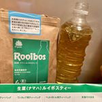 生葉ルイボスティー #ペットボトル専用ティーバッグお試しさせて頂きました。ペットボトルの水にティーバッグを差し込み挟んでキャップを閉めて冷蔵庫へ。6時間後には出来上がり！！手軽に作…のInstagram画像