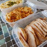 昨日の休みは午前中に料理の作り置き😂イノマタ化学株式会社楽チンパック角型9個セットが使い勝手よくて便利♪☑️鶏胸チャーシュー☑️コーンポテサラ☑️カレー鮭フレークポテサラ☑️大葉鮭チー…のInstagram画像