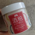 株式会社pdcワフーメイド 酒粕メイク落とし酒粕を扱う杜氏の手の美しさに着目して作られた、酒粕エキス配合のメイク落としクリーム( ´ー`) 香りは酒粕の香り😂😂😂 酒粕みたいなふわふわなク…のInstagram画像