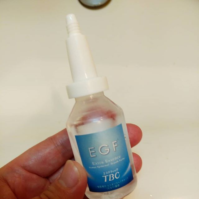 口コミ投稿：TBC EGFエクストラエッセン 洗顔後スキンケアの最初に使うことをオススメしている美…