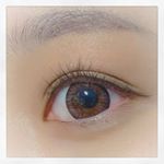 可愛く盛れるDIA14.5mm全10色のフラワーアイズワンデー👀【こちらはリコリスブラウンです】うるうる〜🥺 #フラワーアイズ #カラコン#フラワーアイズワンデー #盛れる#ナチュ…のInstagram画像