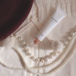 シミ！くすみ撃退！﻿﻿2019年7月発売 美白クリーム﻿トリプル美白美容液ハクアージュ 196+﻿定価￥12,000＋税﻿﻿﻿﻿シミ・くすみなどのお悩みのある方…のInstagram画像