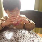 ⑅︎◡̈︎*#マイナチュラ株式会社 さまの赤い青汁を飲んでみました🌟はるは野菜嫌いなので簡単に栄養を摂取出来るのは本当に嬉しい😭😭！・飲みやすいイチゴ味でシンプルに水で…のInstagram画像
