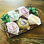 ''八天堂プレミアムフローズンくりーむパン12個入り生クリーム、小倉、抹茶、チョコレート、檸檬何度も食べていますが、いつも大満足。今回もモニターさせて頂きましたが家族もとて…のInstagram画像