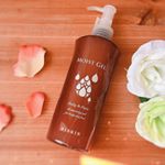 HISKIN MOIST GEL✨（ハイスキン モイストジェル）ワセリン生まれの高保湿ジェル。1本で全身しっとりモチ肌。この時期、ワセリンは大活躍します✨ワセリンは乾燥肌をなめらかにしてく…のInstagram画像