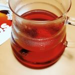 寒い季節になってきました。﻿冬の夜にはおいしいお茶をガブガブのみます。﻿﻿今回初めて試してみました、こちらのオーガニック・プレミアム・ルイボスティー。﻿最高級グレードの茶葉100％で、…のInstagram画像