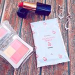 ピュアヴィヴィさんのクレンジングシートお試しさせて頂きました！うるうると水分量が多いクレンジングシートで、摩擦を気にすることなく、目の際や細かいところのメイクまでしっかり落とせるのがとっても良…のInstagram画像