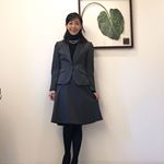 あまり着る機会がないんだけどそんな私も普段使いも出来ちゃうスーツ　これ優秀👍👍👍..グレー系の絶妙な色味　さらにストレッチ抜群で超着やすいややフレアシルエットの #スカート…のInstagram画像