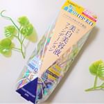 ダイレクトホワイトdeW「美白ファンデーション」使っていますよ＾＾＊ 洗顔後の肌に直塗り、スキンケアからメイクまで１本で完了し、シミ・そばかすをしっかりカバーしてくれる美白ファンデーションなん…のInstagram画像
