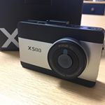 つきにドライブレコーダーが😊🎄最近運転始めようっと思ってから嬉しいプレゼント🎁＊ファインビューX500の特徴は・IPSパネルで他社より鮮明・前後FULL HD200万画素で映像もキ…のInstagram画像