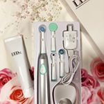 .﻿LEDoc.（エルイードック）💓﻿﻿﻿﻿﻿ハリウッド式青色LED付き﻿超高速回転電動歯ブラシです😌🙌﻿﻿﻿﻿価格：17,111円(税込)﻿﻿﻿…のInstagram画像