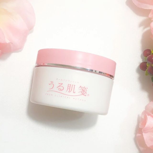 口コミ投稿：うる肌箋 ..＊肌の専門家が24年間多くの女性の肌を診てきた経験から開発.＊8種の植物…