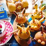 ポケモンサラダバーガー🍔おはようございます🙋ピカチュウ&イーブイでバンズを焼きました！ハムとカッテージチーズ、レタスでサラダバーガーに🎶久しぶりのポケモンパンにテンションが上がった…のInstagram画像