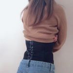 ダイエットしても、急激な変化は難しいよね🤣じゃぁ、補正下着の力も借りちゃいましょう❣️《OneShape ソフトコルセット》ホックは調節できませんが、背中の紐でギュギュッときつさを調節出来…のInstagram画像