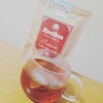 最上質のルイボスティーオーガニックルイボスティー出来立ての香り水だしもできますが今の時期はほっとがいいお出掛け前は水筒に入れて持ち運びしていますおかげで花粉症が例年より軽いみたい…のInstagram画像