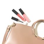 LIP CHARMEを使ってみました𓂃 𓈒𓏸𑁍唇の「ハリ」「うるおい」「弾力」の3点に着目し、ぷるんと艶やかで女性らしい理想的な唇を叶えるリッププランパー。内側からふっくらボリューム感を自然に…のInstagram画像