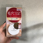 ポイントマジックPROプレストパウダーCお試しさせて頂きました♡.私の一番の悩み。それは毛穴ヽ(*｀д´*)ﾉ.昔から毛穴はホントーーーに悩みで、スキンケアはもちろん、メイクでもいかに…のInstagram画像