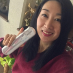 本日の無加工自撮り。彼ちゃんから貰ったリップ、よい色だわ😇💋（笑）白くて綺麗な歯に導いてくれる#KISSYOU なら、より一層魅力的な口もとに💖内蔵電池からマイナスイオンを発生させ…のInstagram画像