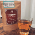 .職場ではじめて飲んでからハマったルイボスティー☕️水出しもできるって知ってから重宝してる😭もちろんホットも普通に美味しい🐣ノンカフェインやから罪悪感もない🤰..…のInstagram画像