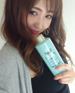 ゴクビプロ✨スカルプシャンプー・2wayトリートメントまず🤗❤このブルーの可愛いボトルデザイン🌿使ってみた感想は、地肌が綺麗になってきました✨使う度に頭皮もスッキリして、髪もサ…のInstagram画像