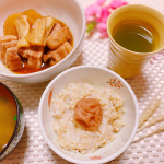 🍴今日の晩ごはん🍚﻿﻿﻿🍚金のいぶき玄米﻿🍚豚の角煮大根﻿🍚だし巻き玉子﻿🍚シジミの味噌汁﻿﻿美味しそうな豚バラ肉を購入したので久しぶりに圧力鍋で角煮大根🎶﻿ゆで卵…のInstagram画像