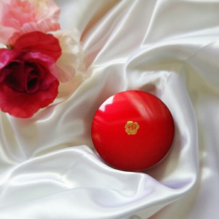 口コミ投稿：ローズのワンポイントがオシャレ🌹Aluceluce クッションファンデーション をお試しし…