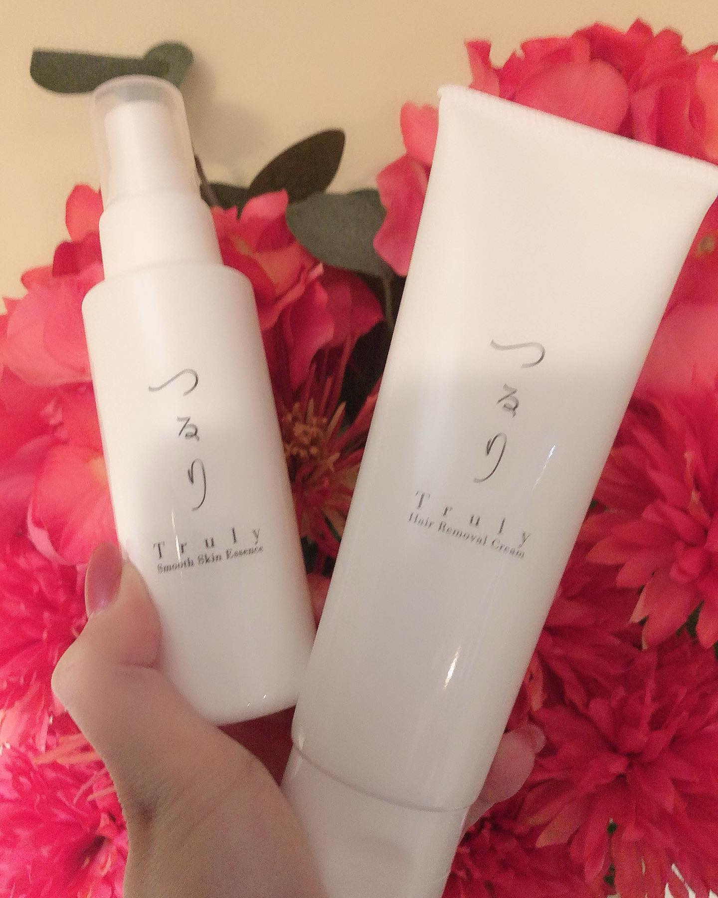 口コミ投稿：つるりリムーバークリームとスムーズスキンエッセンスを使わせて頂きました。こちら…