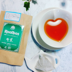 タイガー さんの生葉ルイボスティー をおためしさせていただいています☕️ルイボスティーも色々なメーカーさんから出ていますが、こちらは南アフリカの広大なルイボス農園で、化学薬品や農薬を一切使わずに栽…のInstagram画像