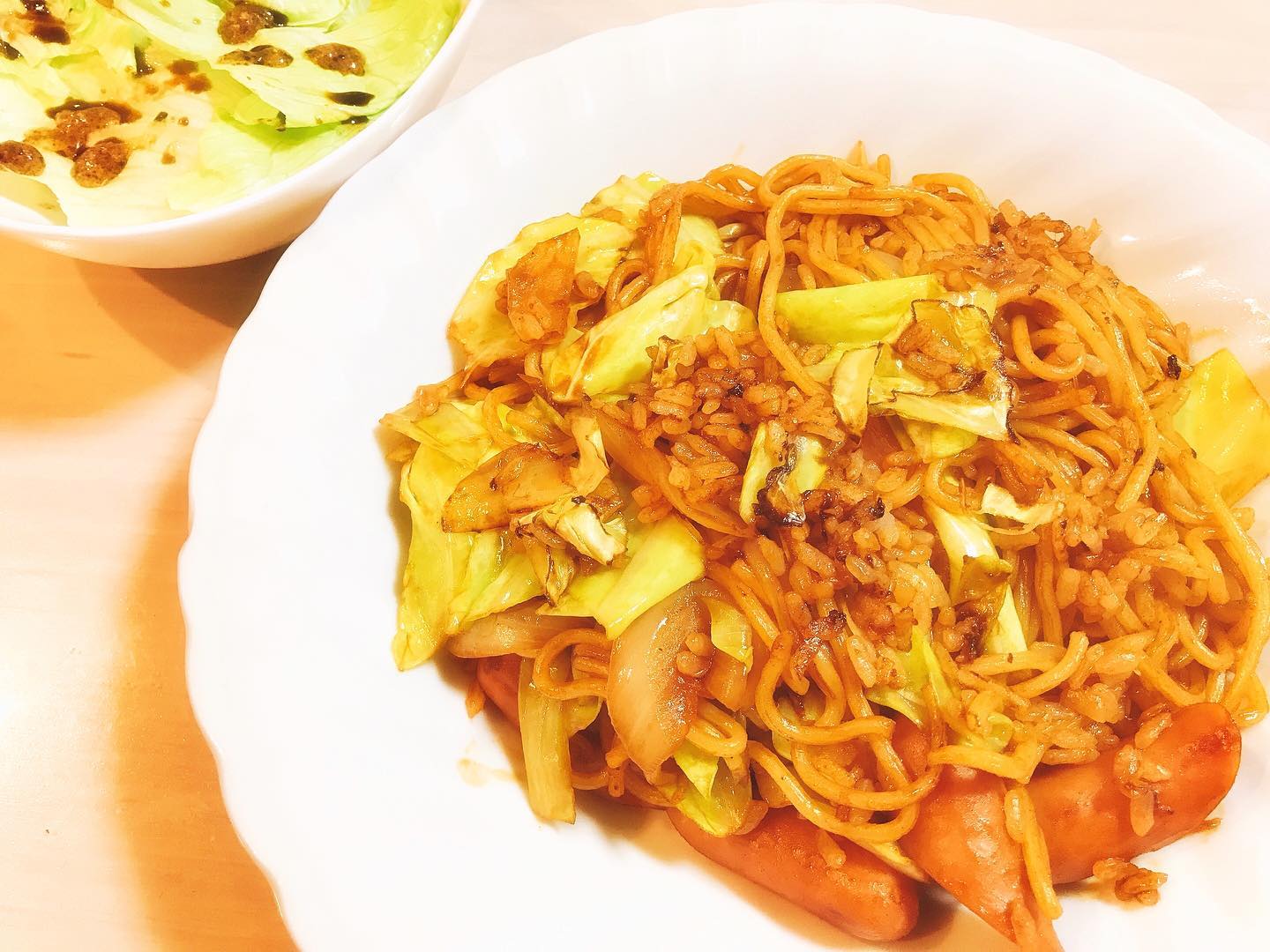 口コミ投稿：＊🍳焼きそば麺を使って‥🌸ずぼらそば飯麺を細かく切ったりは省いて焼きそばに白米を投…